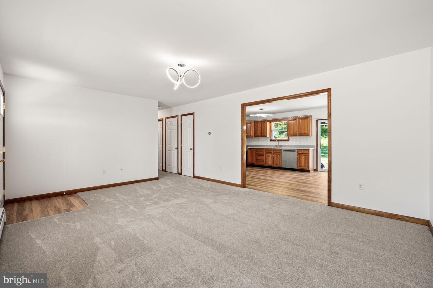 451 Township Line Road photo 7