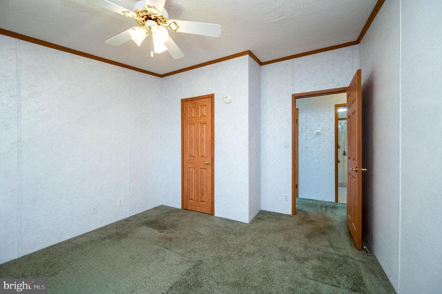 500 Caravelle Lane photo 29