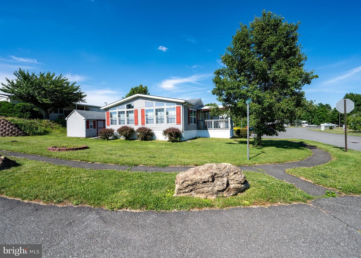 500 Caravelle Lane photo 9