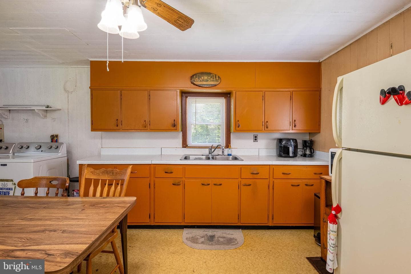 17 Kutz Road photo 10