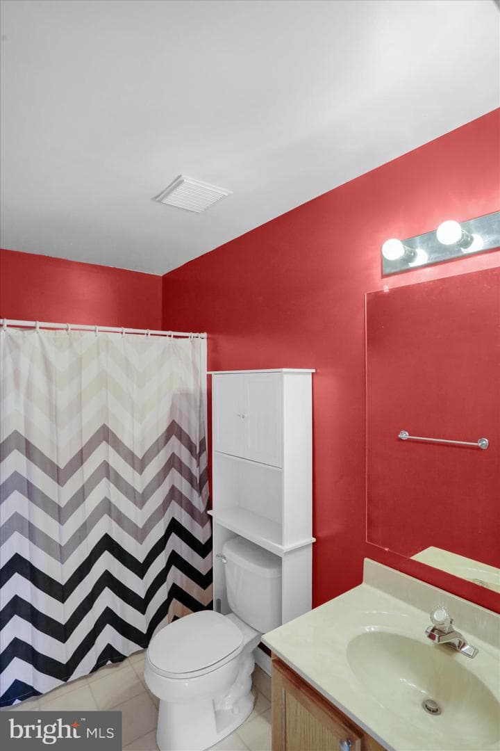 664 Walnut Tree Drive photo 24