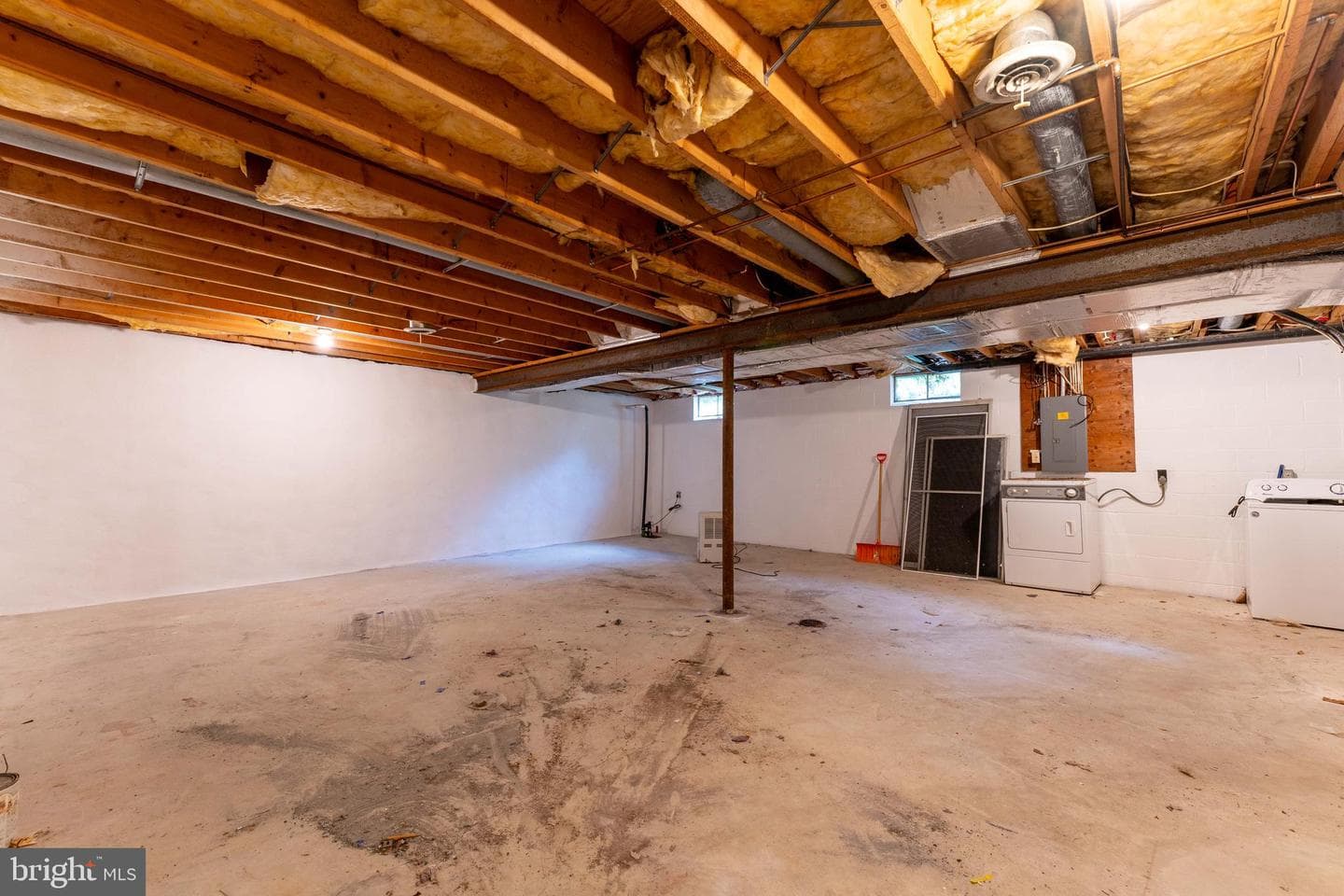 1524 Colony Drive photo 18