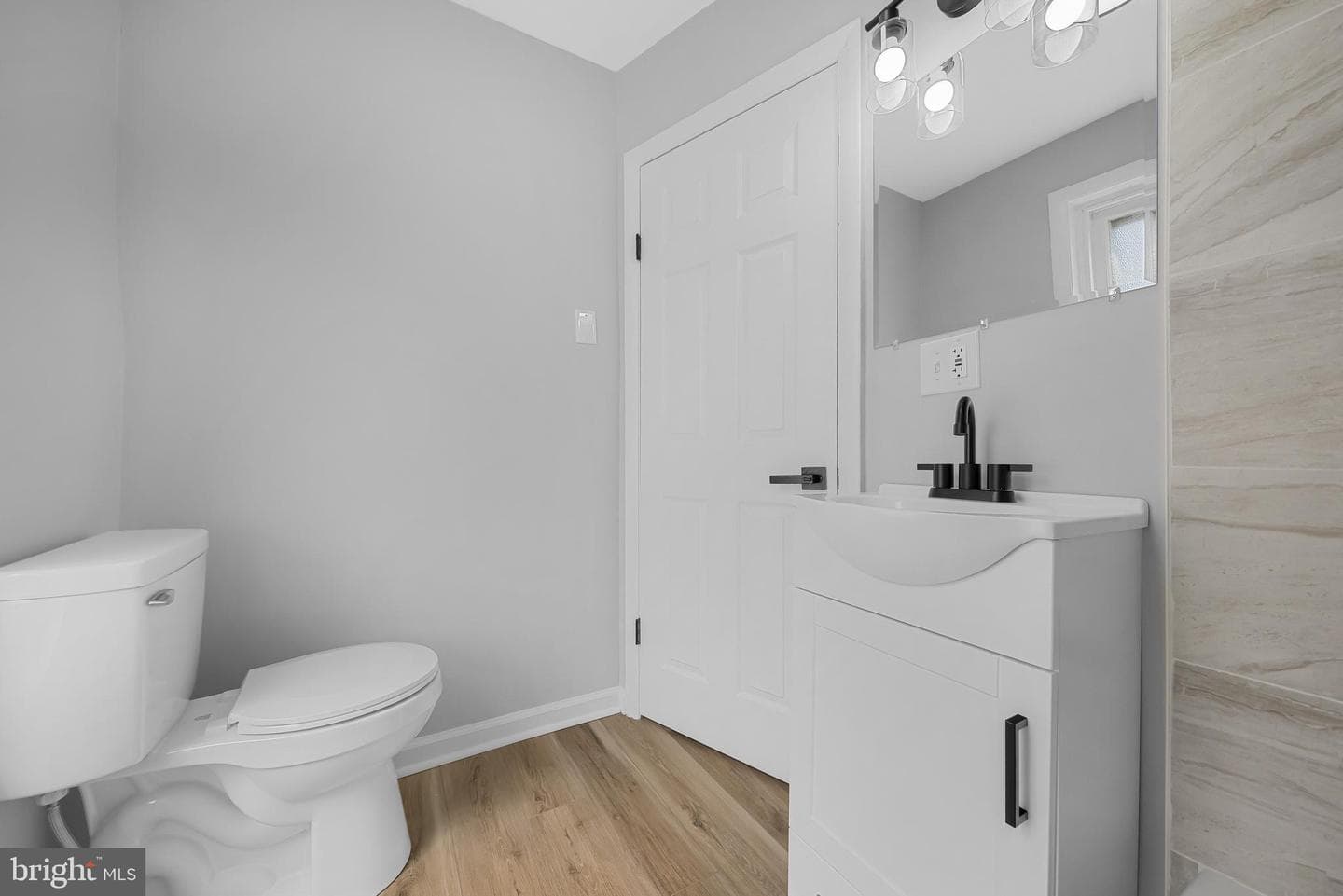 1034 Washington Street photo 27