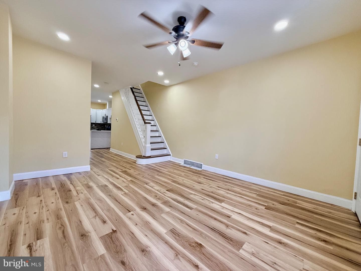 1136 Muhlenberg Street photo 3