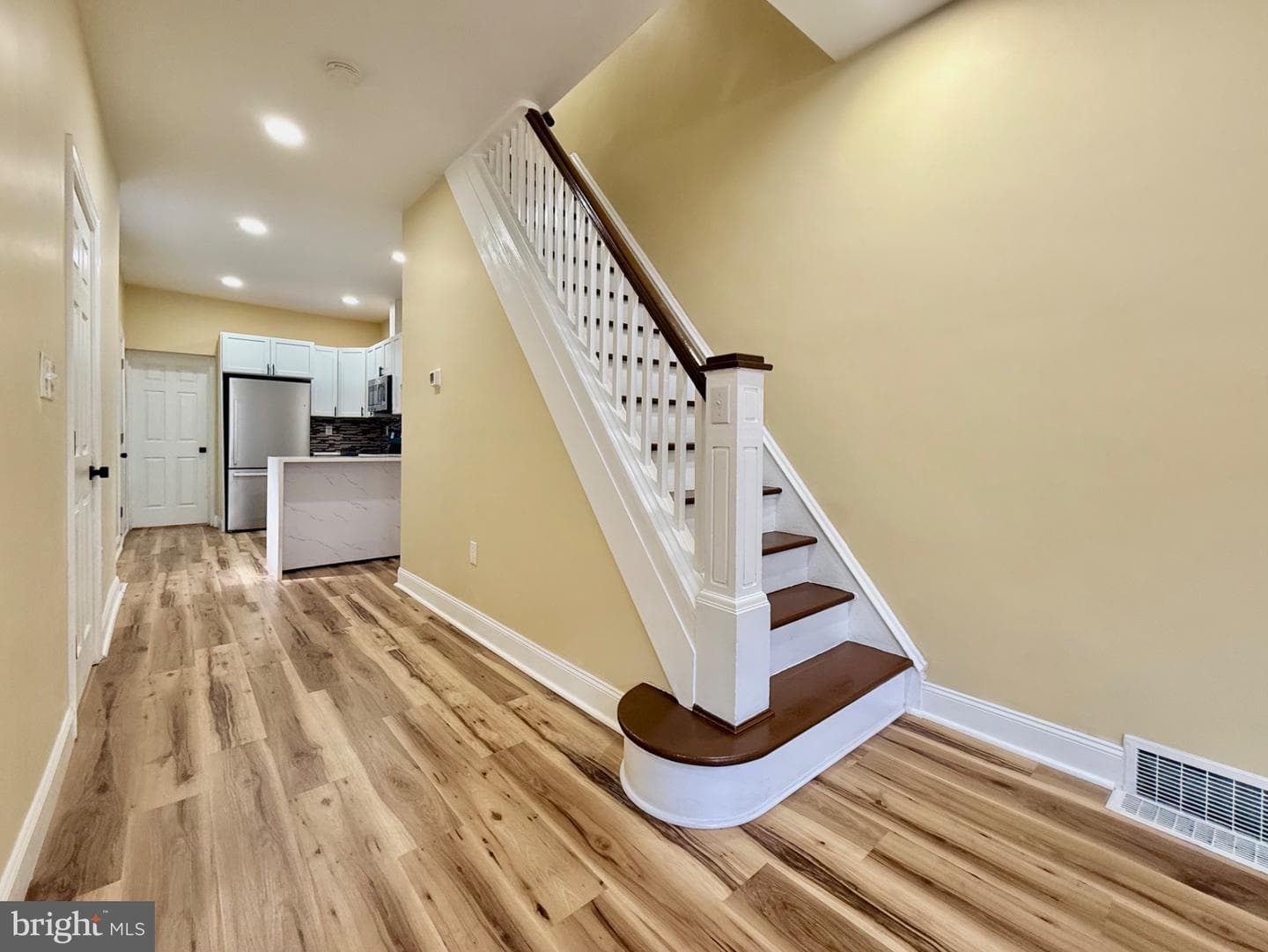 1136 Muhlenberg Street photo 4