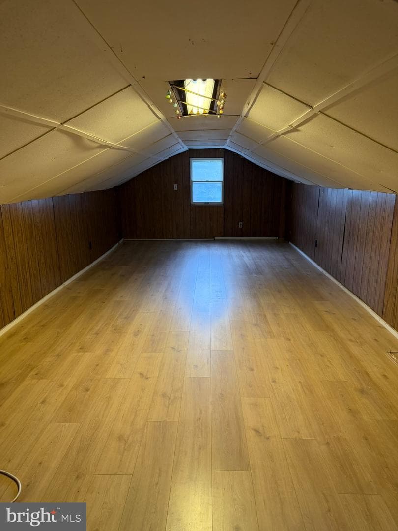 648 N Reading Avenue N photo 11
