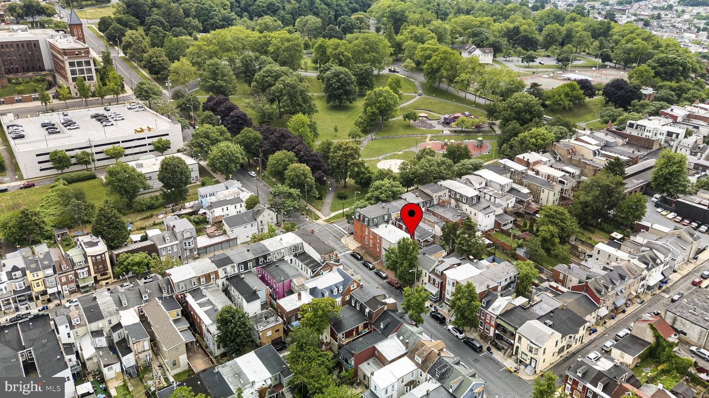 1038 Walnut Street photo 9