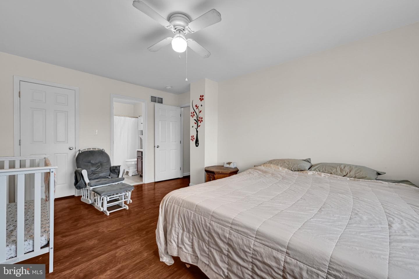 387 Oneida Drive photo 17