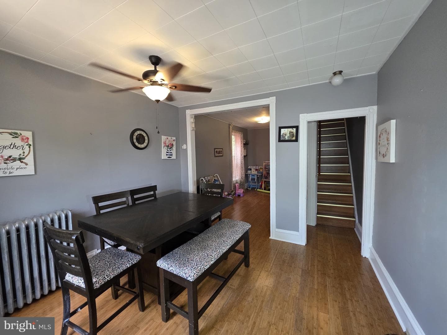 1133 Douglass St photo 9