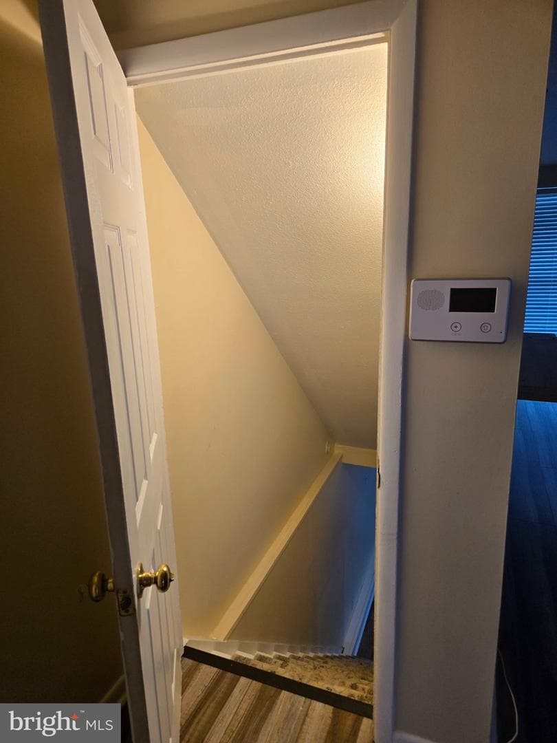 105 John Glenn Avenue photo 23