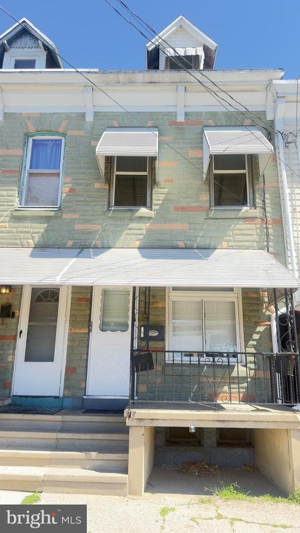 919 Pike Street