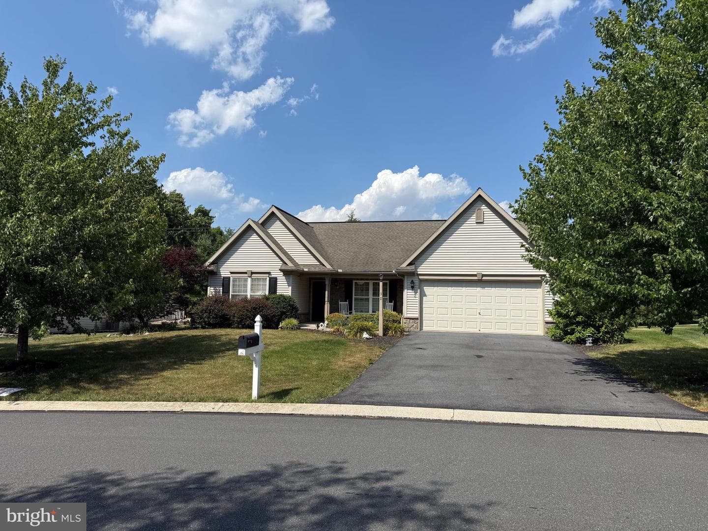 32 Loganberry Court photo 8