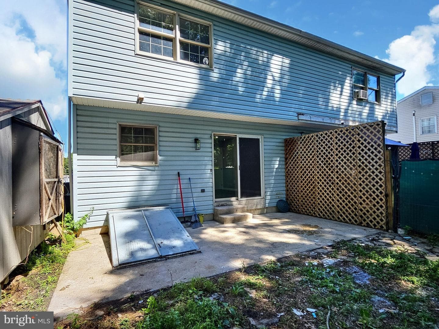 530 E Linden Street photo 48