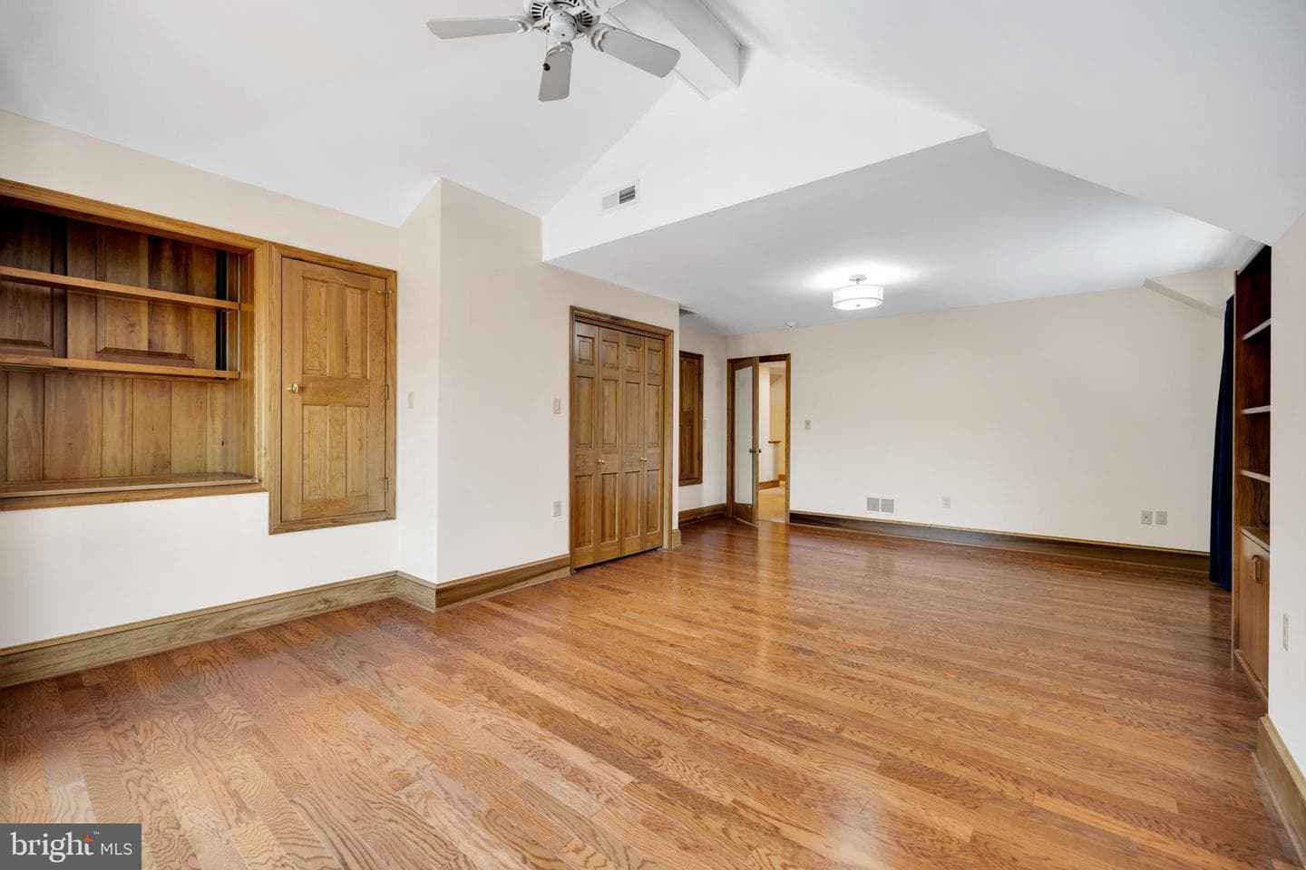 1800 Reading Boulevard photo 41