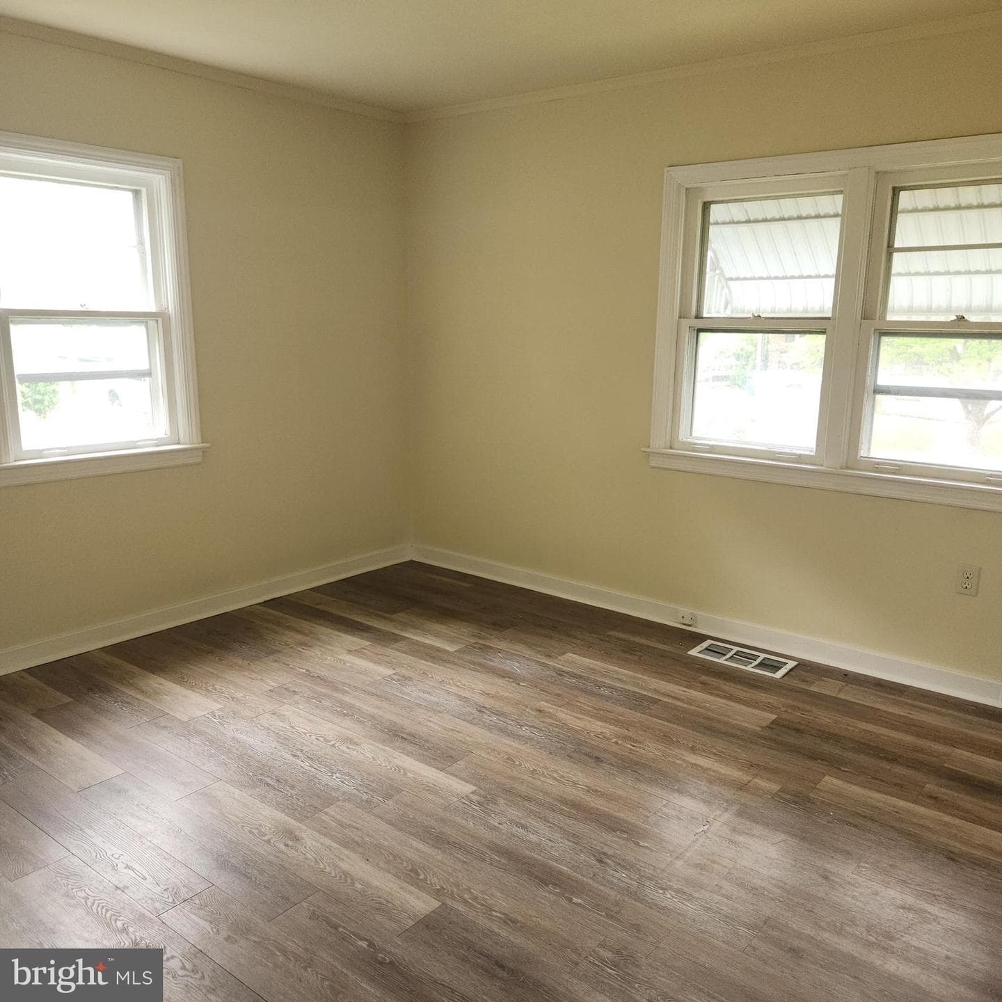 3231 Earl Street photo 9