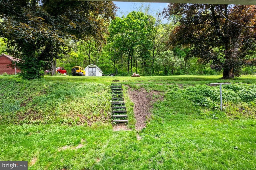 1644 Moselem Springs Rd photo 19