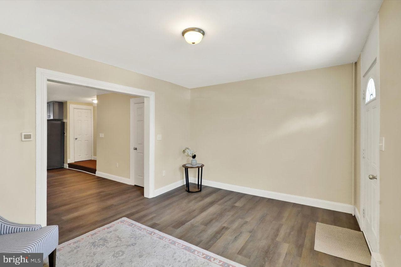 31 W Washington Street photo 5
