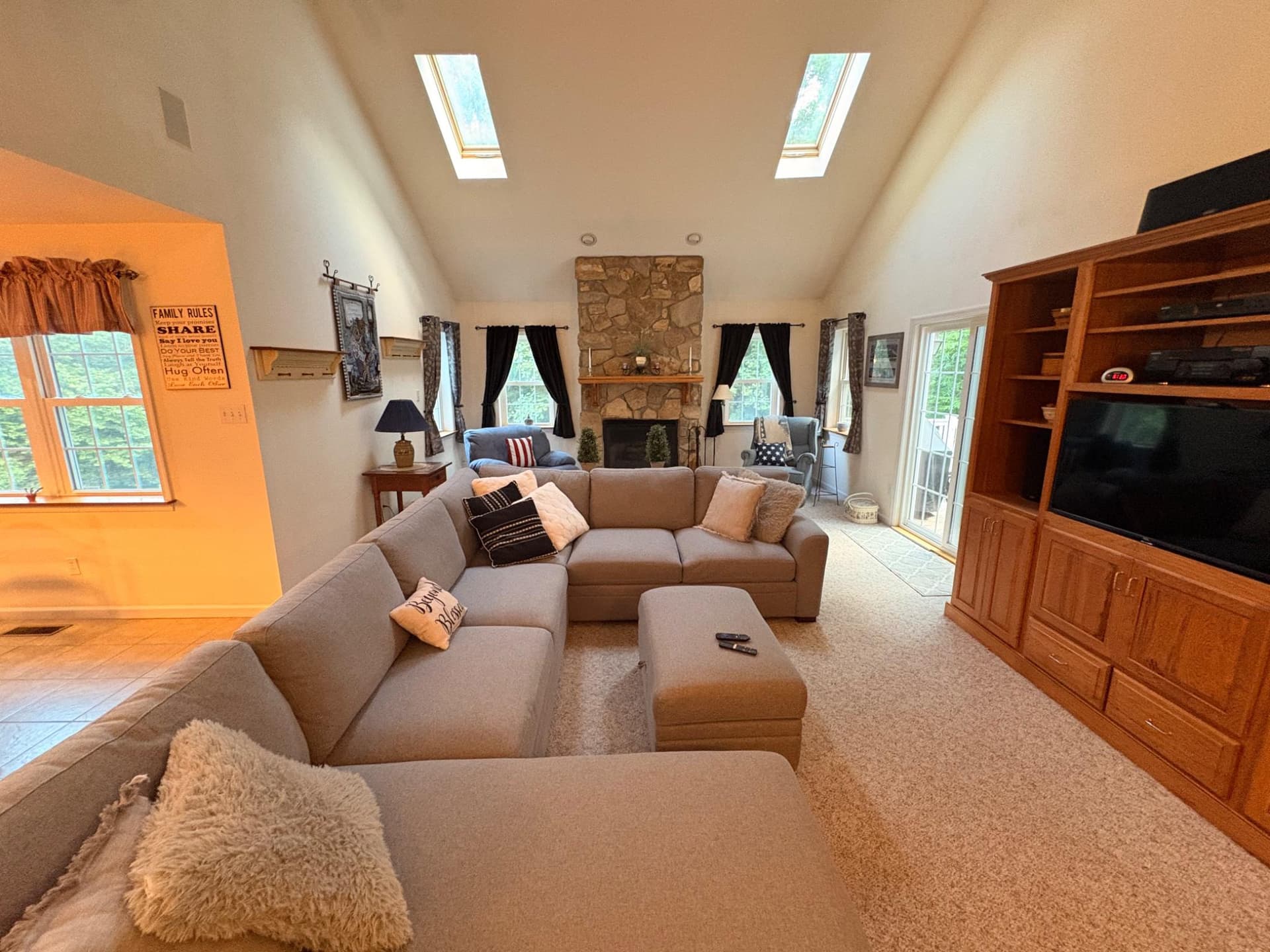 52 Hess Road photo 15