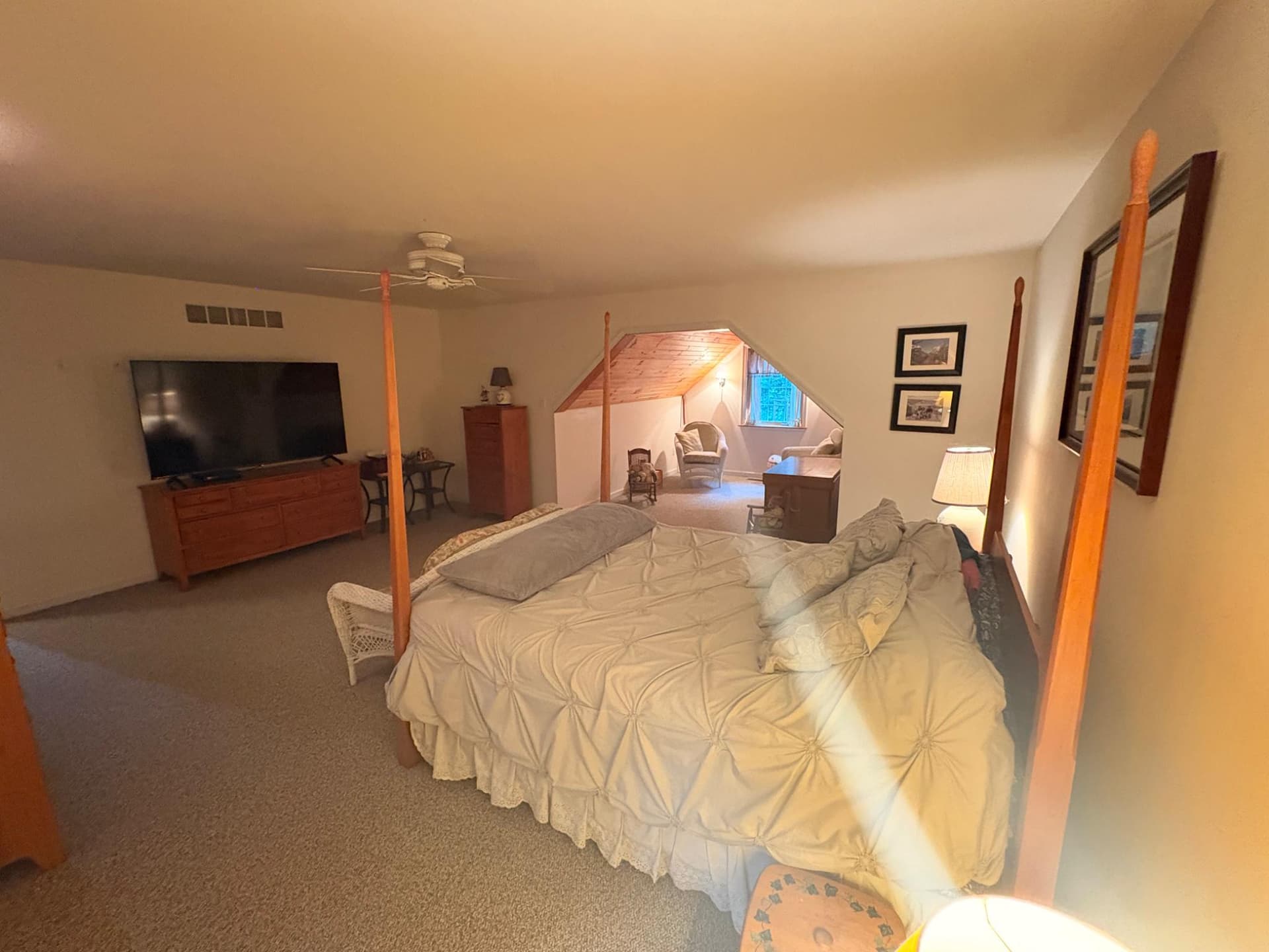 52 Hess Road photo 44