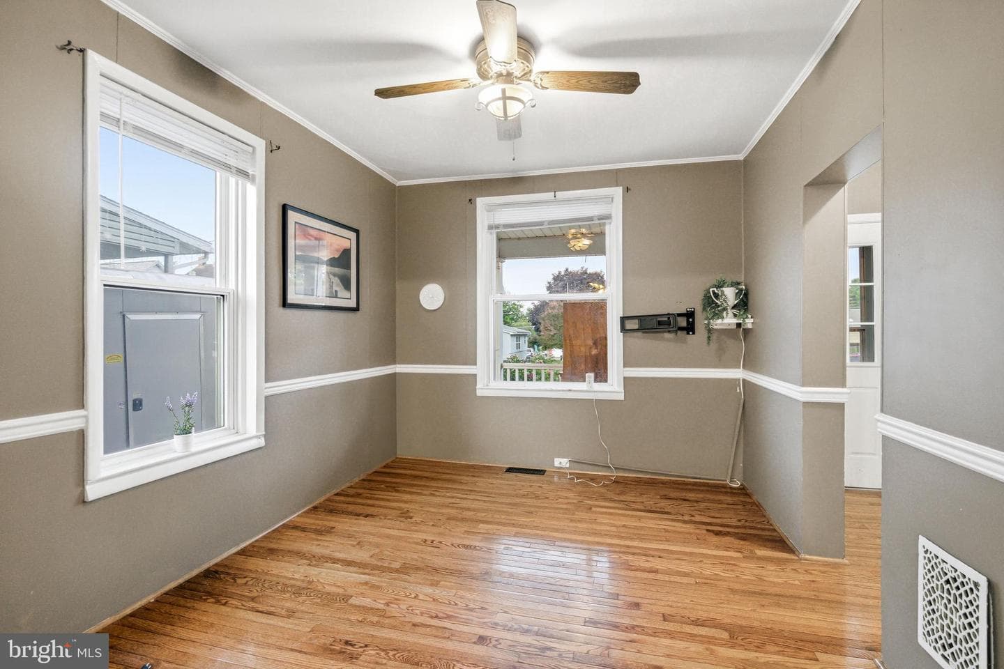 228 S Spruce Street photo 6