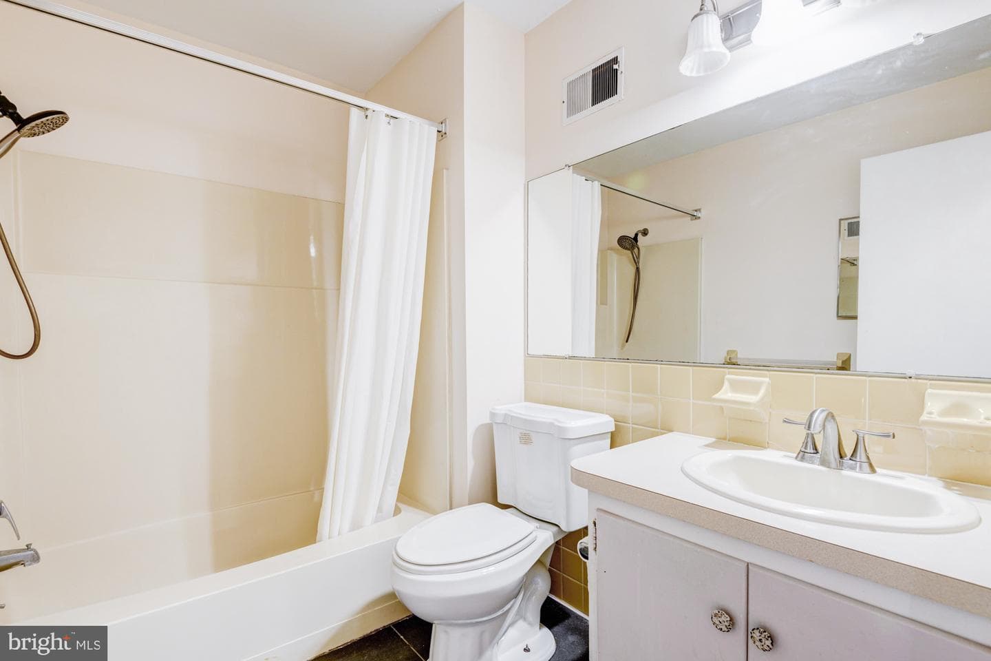 73 Wedge Lane photo 16