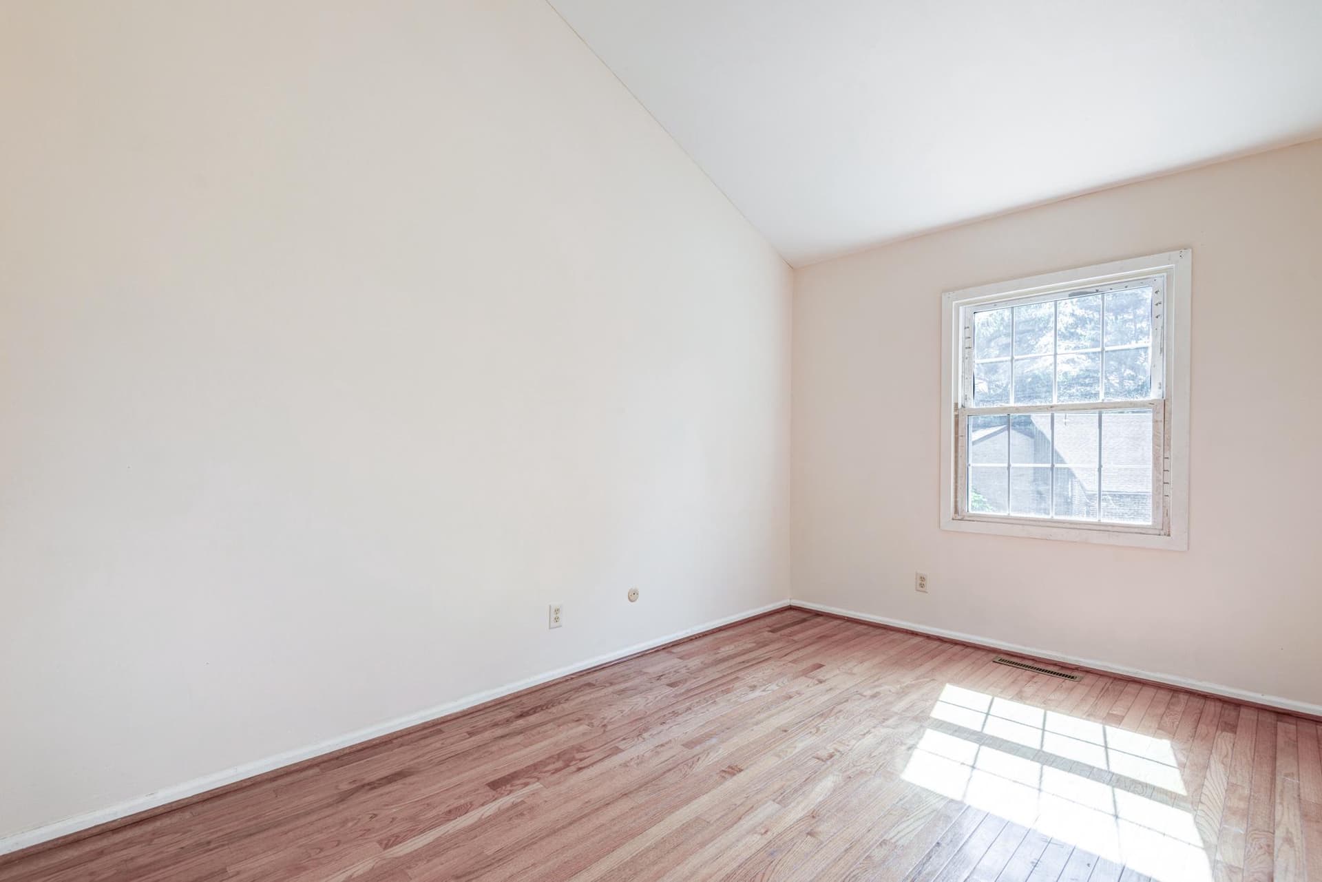 73 Wedge Lane photo 19