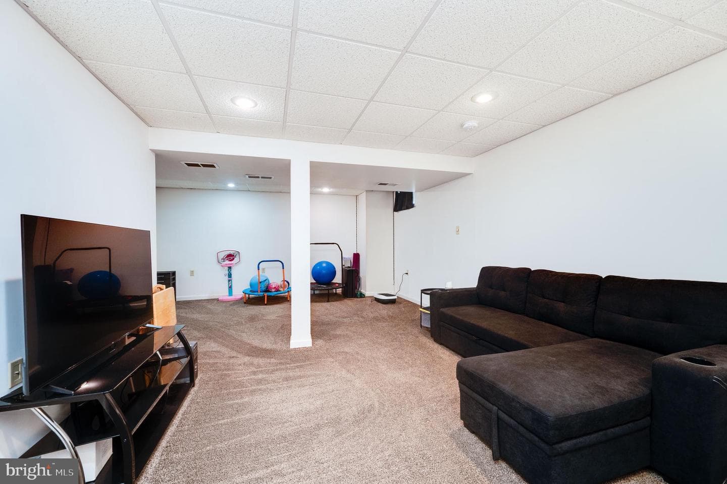 391 Sioux Court photo 34