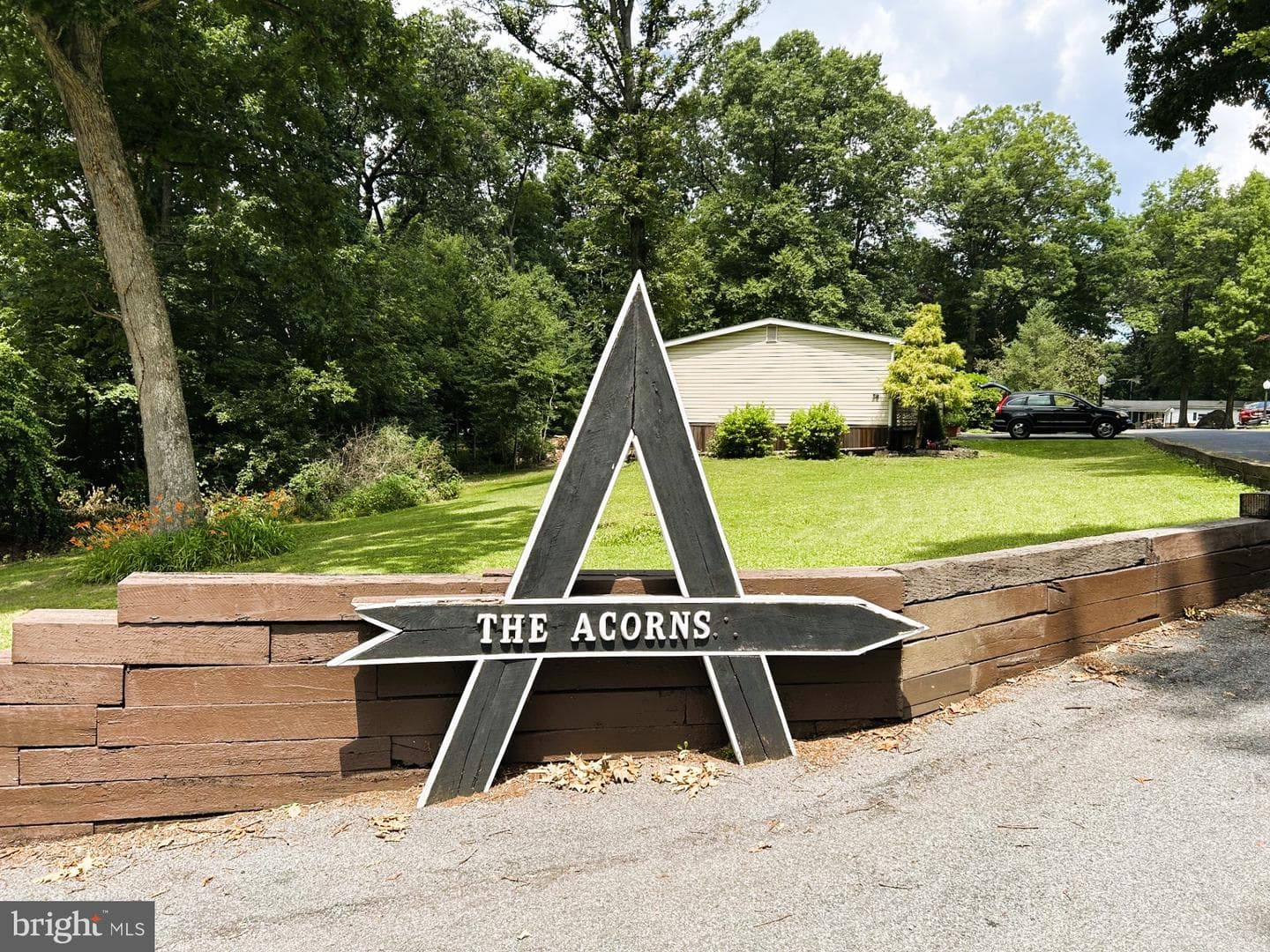 9 Acorn Lane photo 14