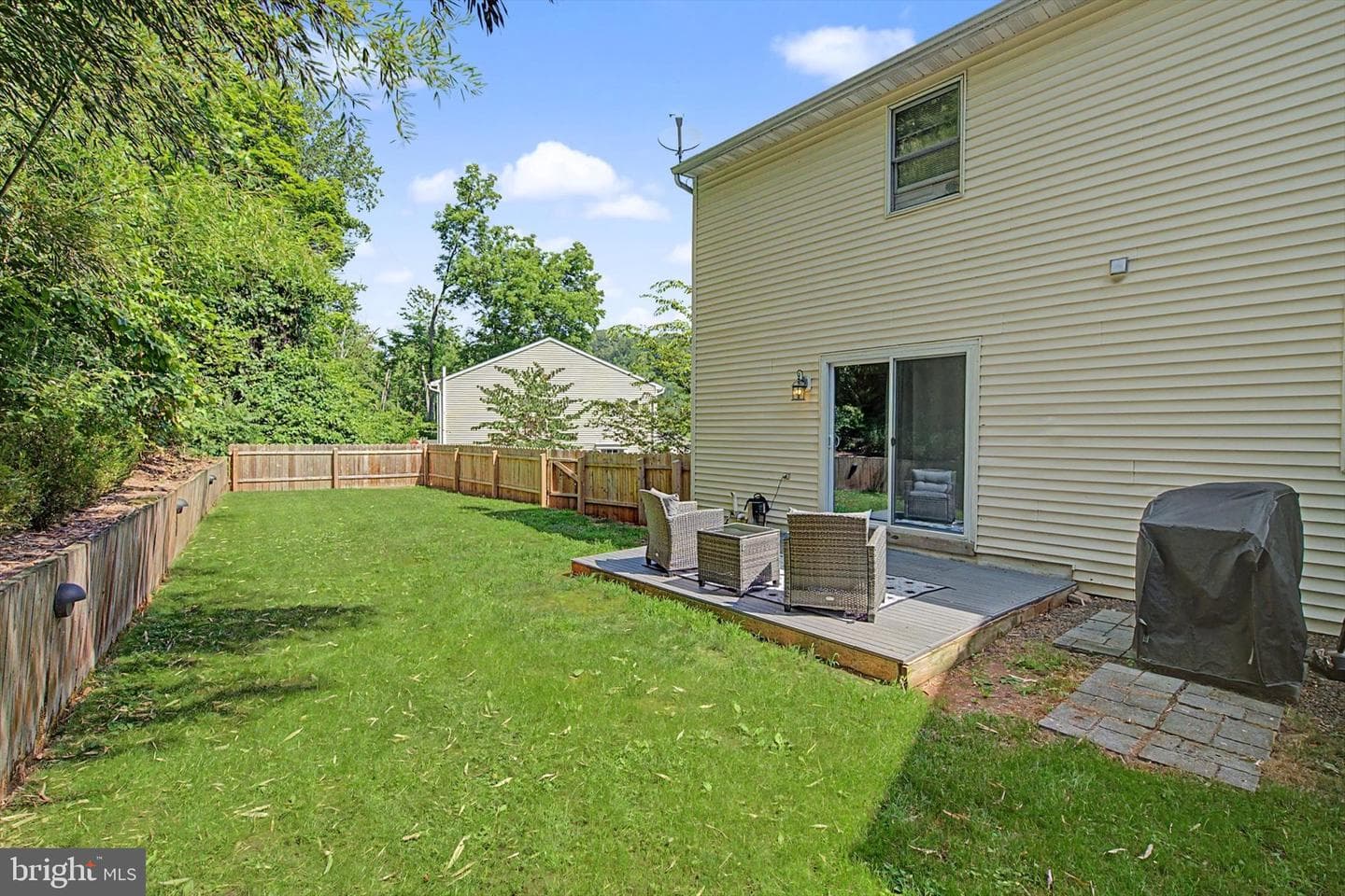 426 Grove Avenue photo 6