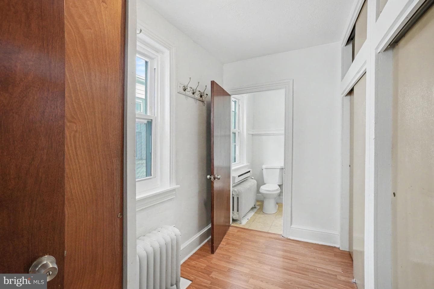 546 Locust Street photo 15