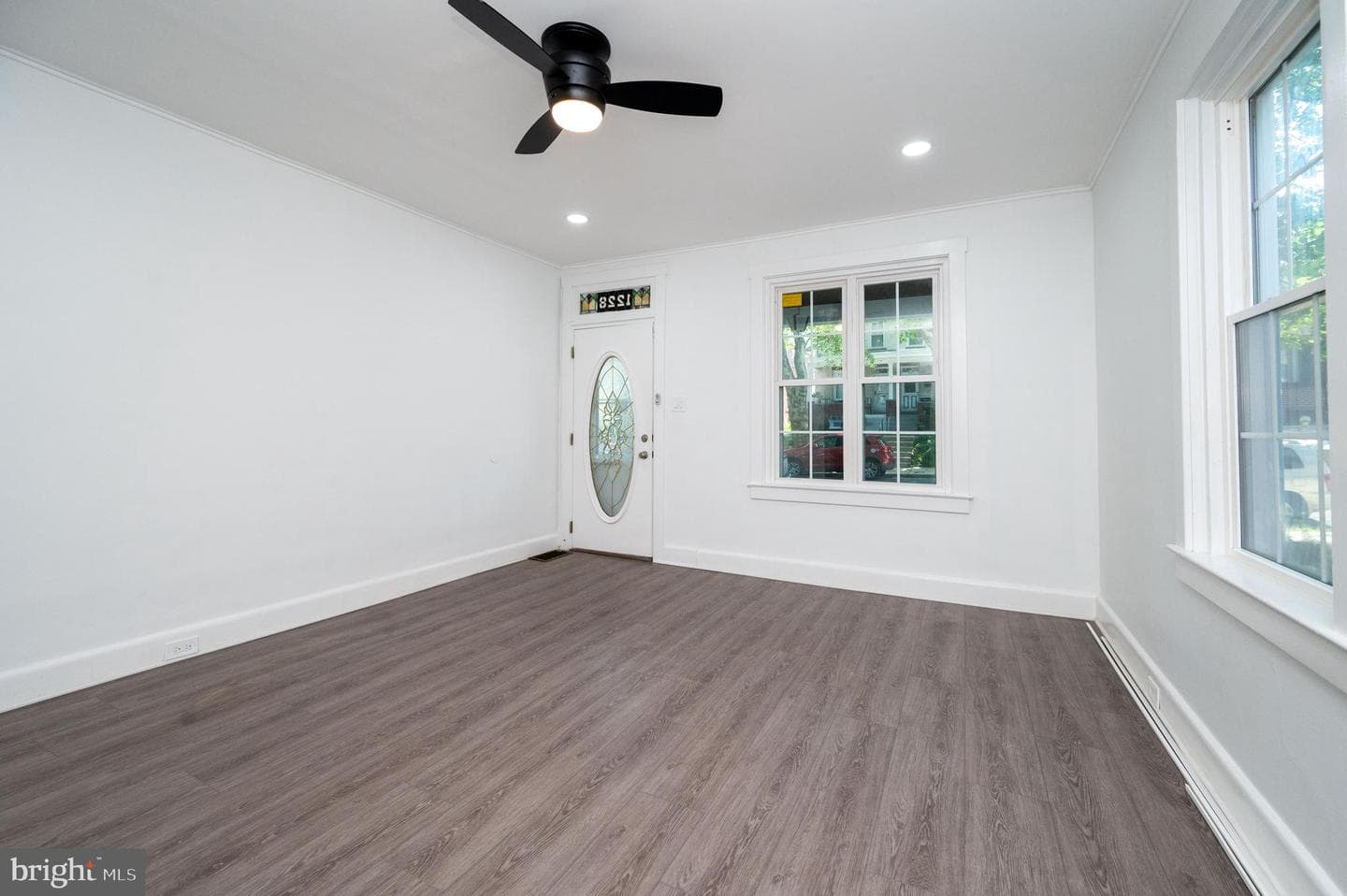 1228 Linden Street photo 7