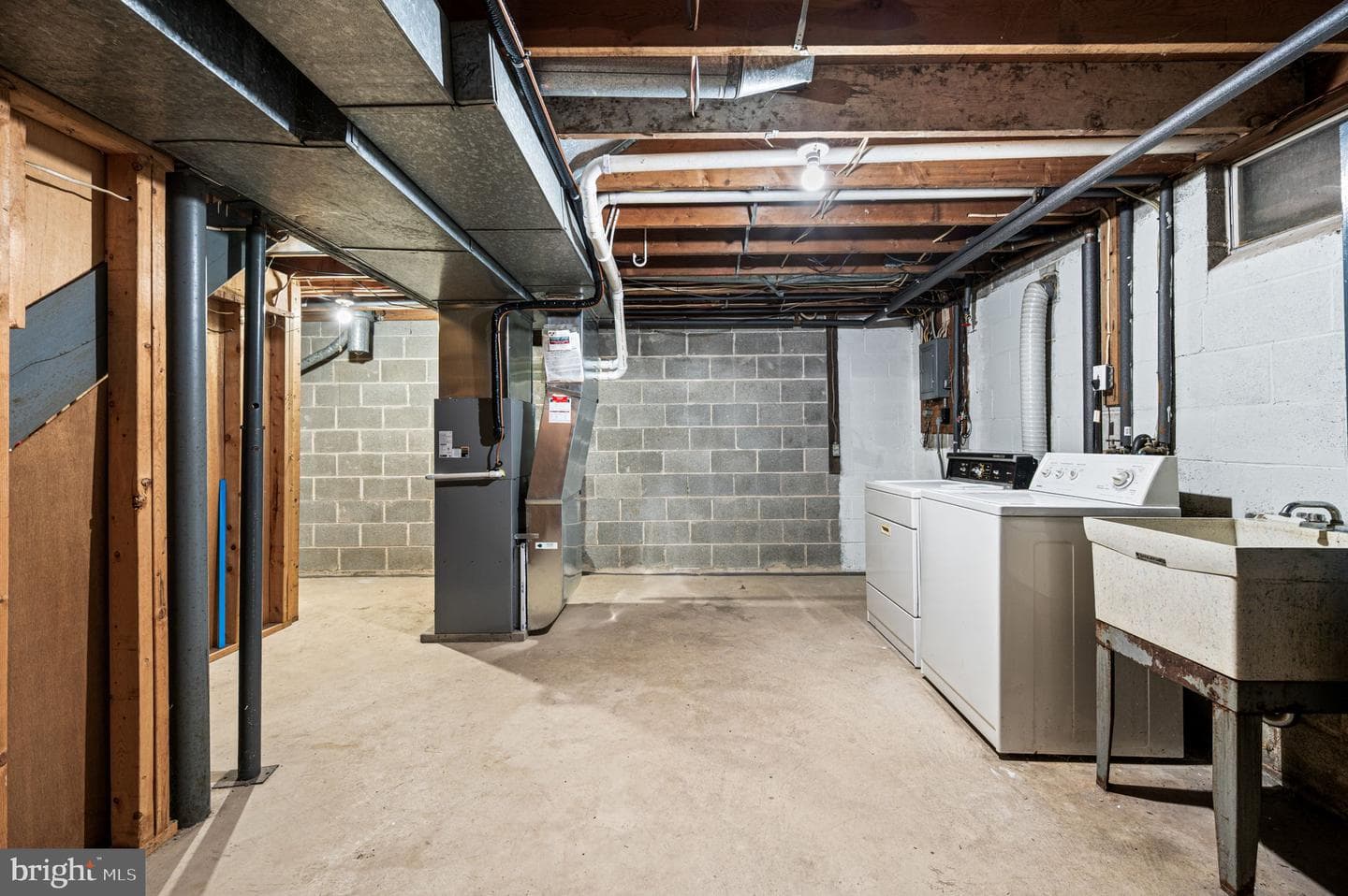 102 Village Drive photo 22
