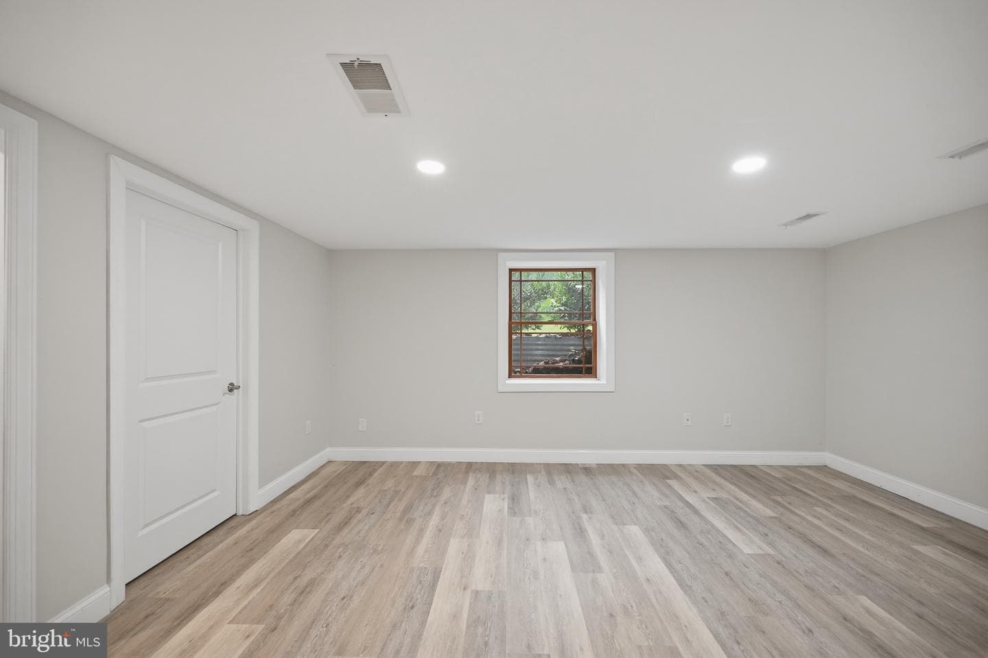 665 Fairmont Avenue photo 30