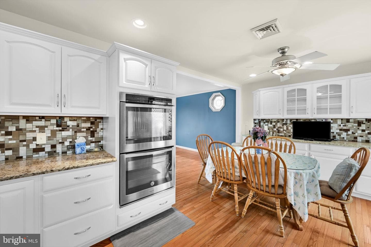 47 Carriage Circle photo 16