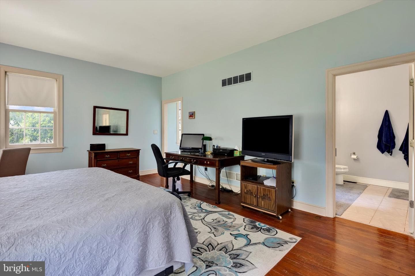 513 Huntzinger Road photo 24