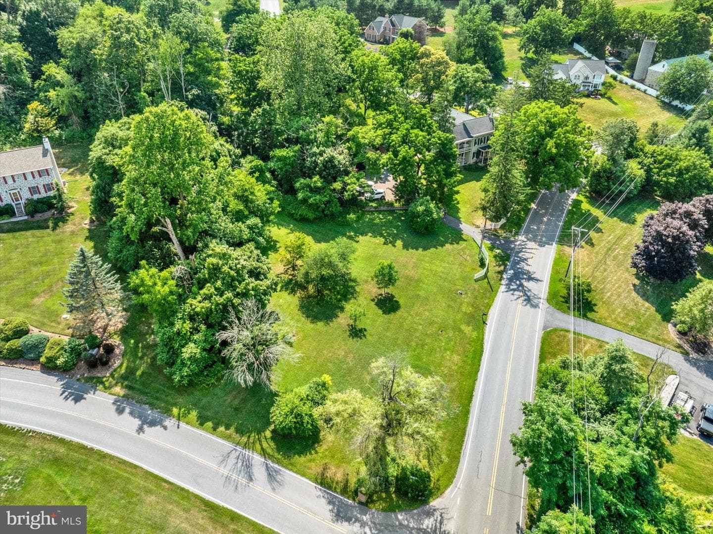 513 Huntzinger Road photo 6