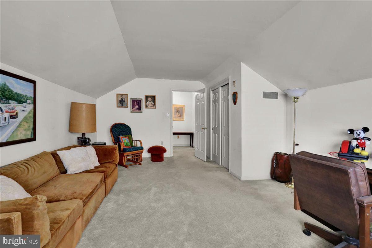 1727 Colony Drive photo 20