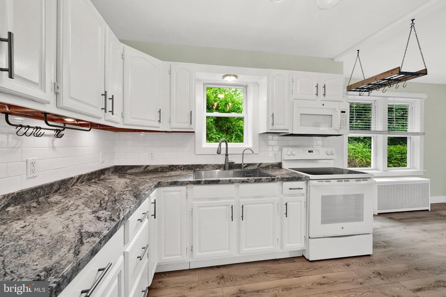 43 S Morwood Avenue photo 14