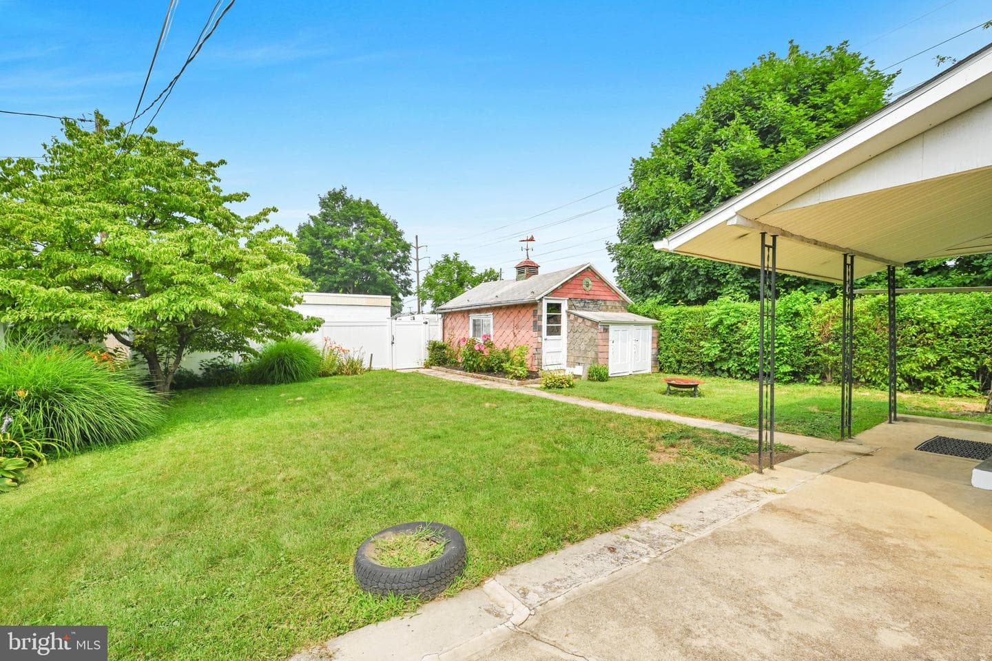 43 S Morwood Avenue photo 26