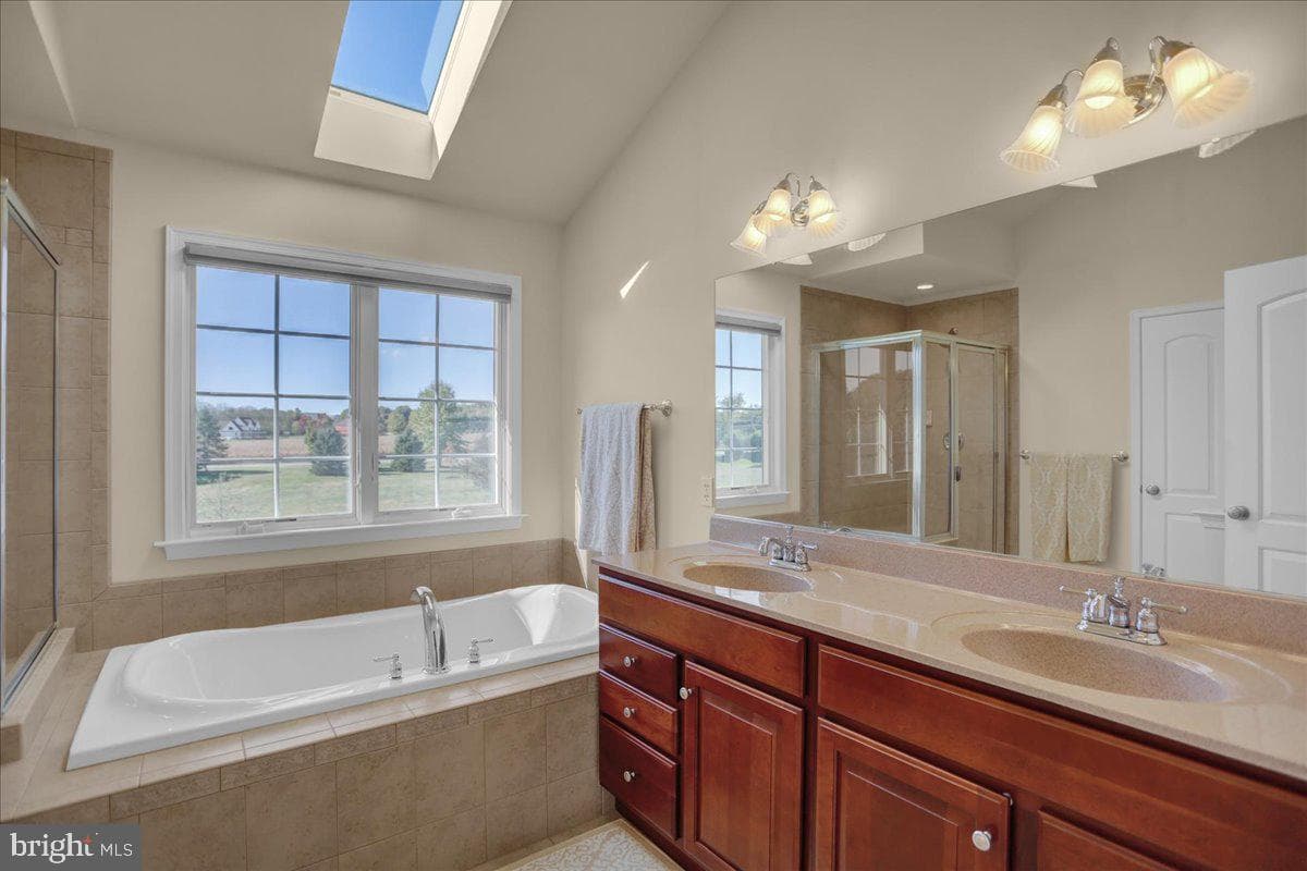 3364 Harwood Lane photo 29