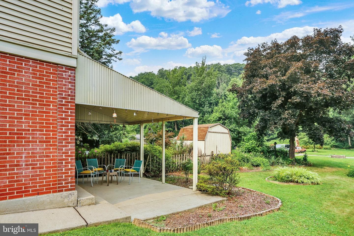 476 S Wyomissing Avenue photo 3