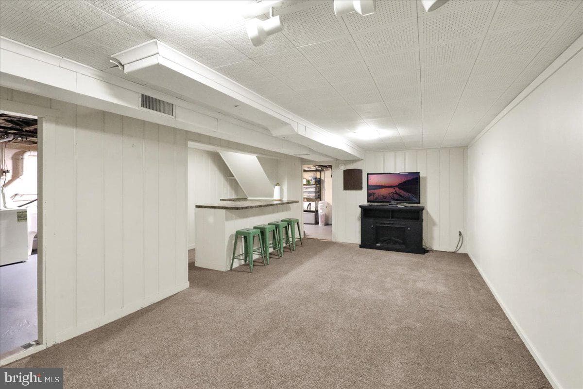 2314 Reading Boulevard photo 25