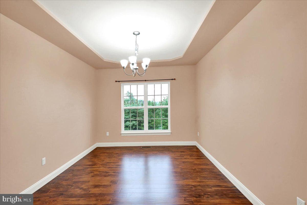 181 Scotland Drive photo 6