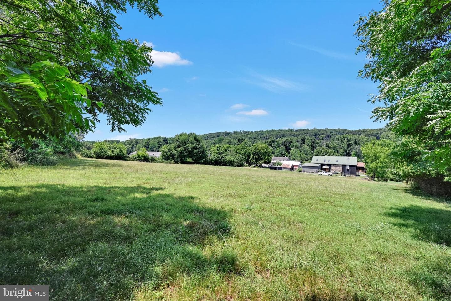101 Conrad Road photo 36