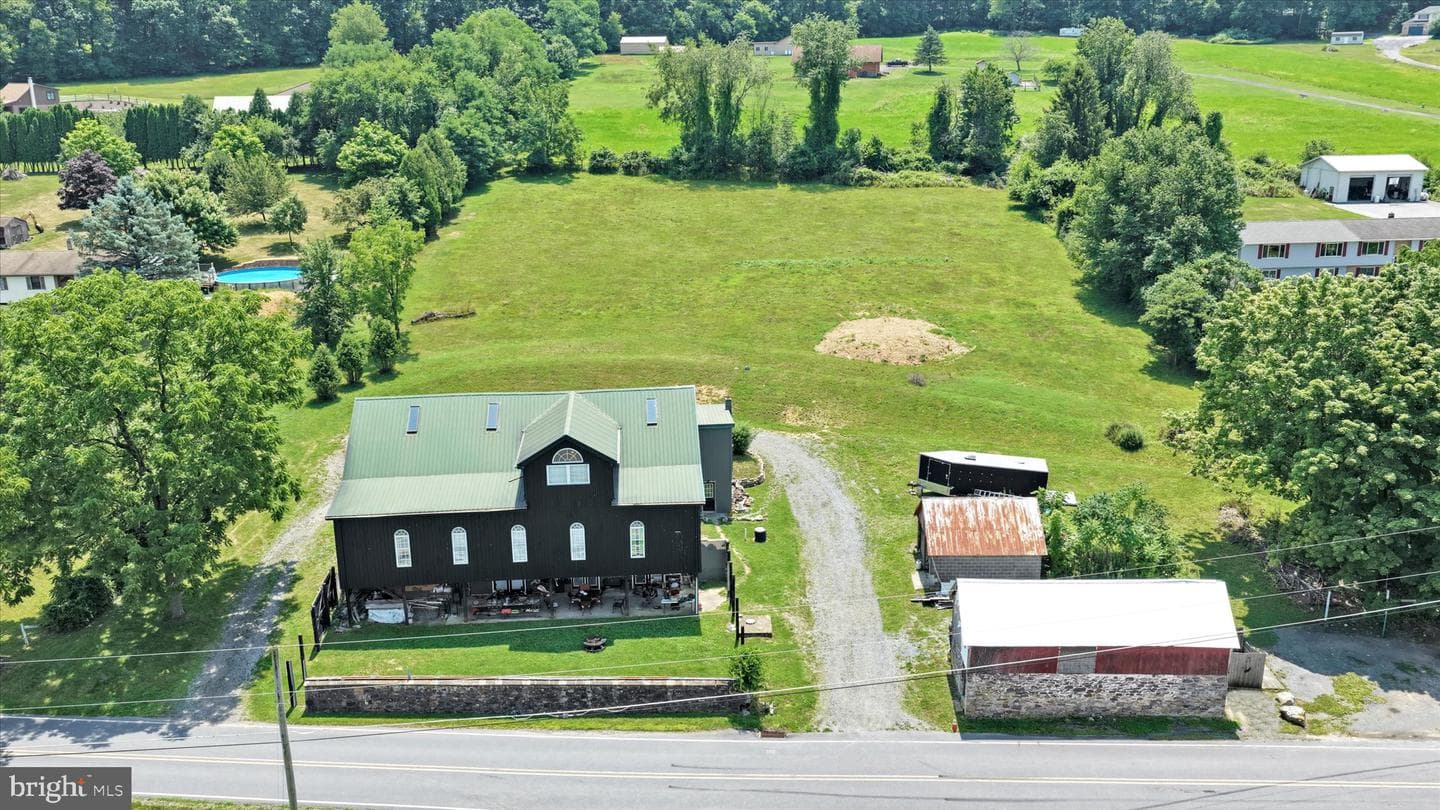 101 Conrad Road photo 39