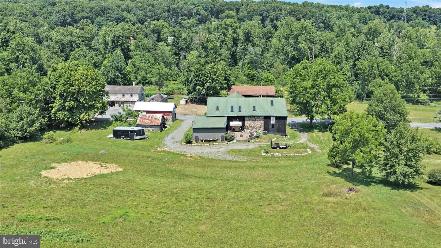 101 Conrad Road photo 42