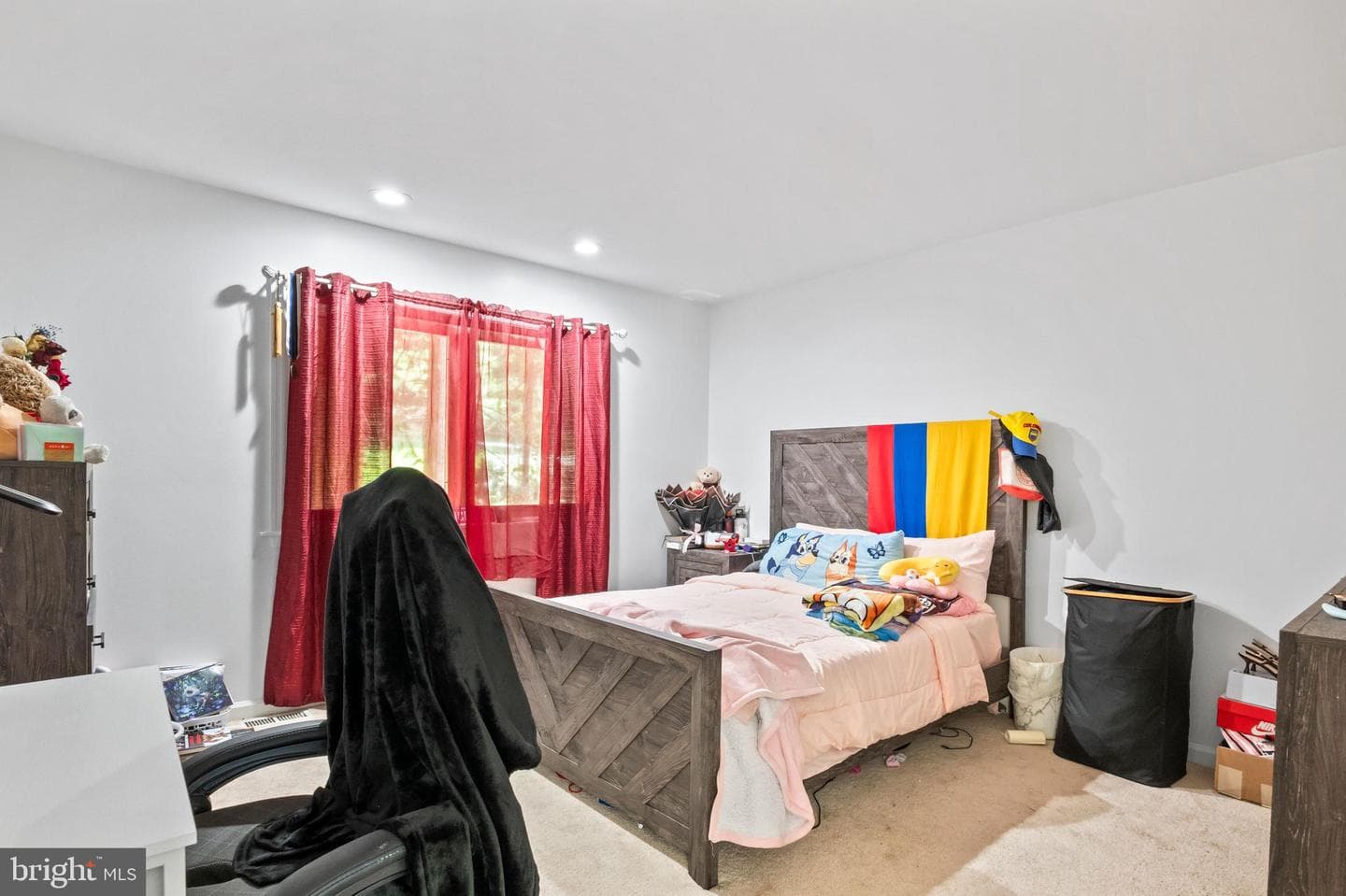 3 Hessian Boulevard photo 44