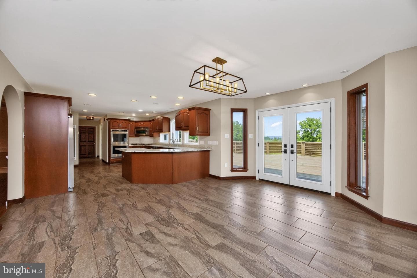 24 Lehmann Drive photo 10