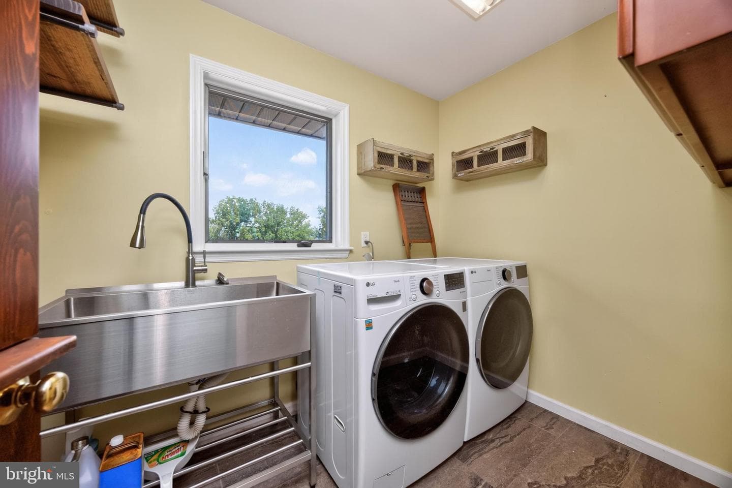 24 Lehmann Drive photo 22
