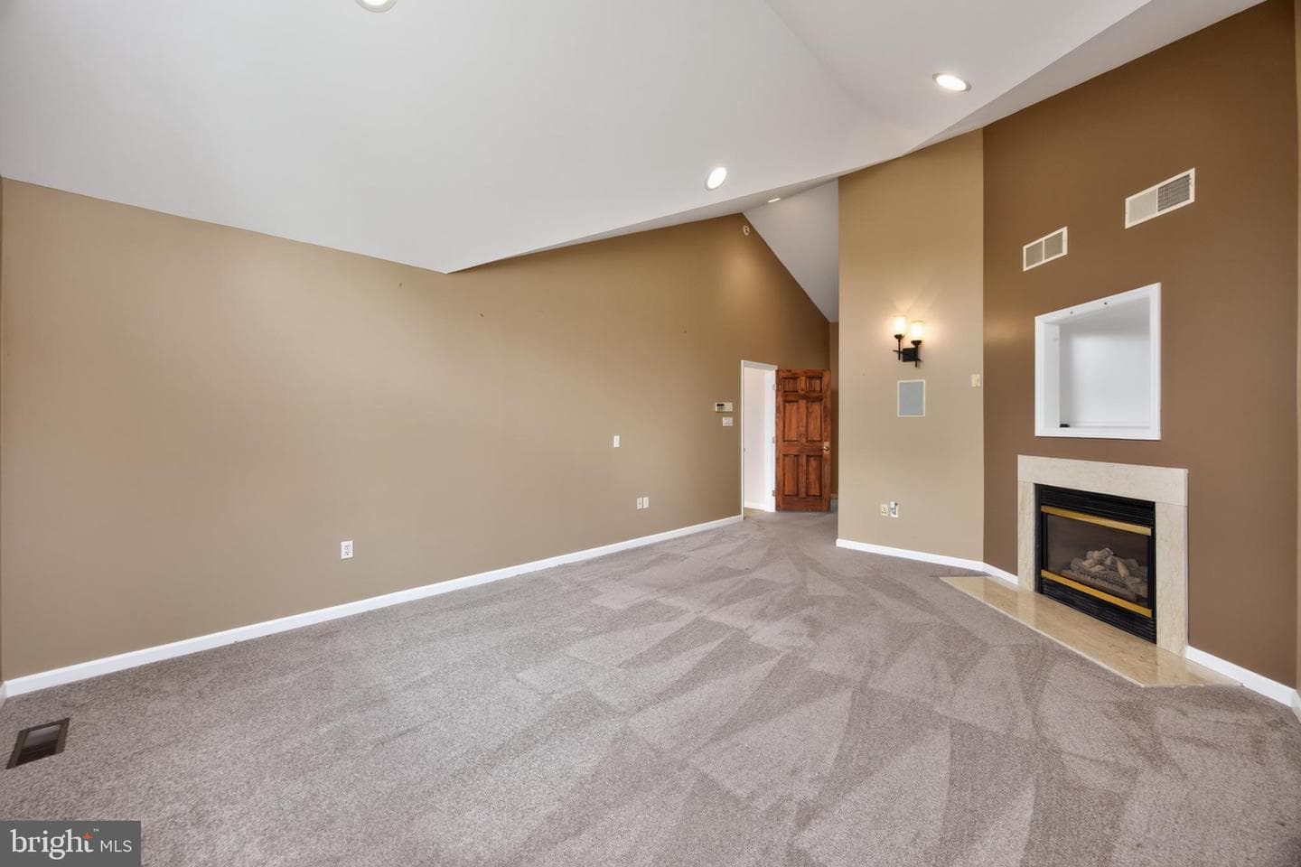 24 Lehmann Drive photo 27